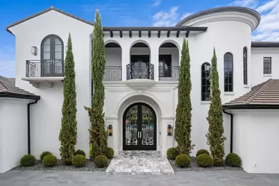 111 Via Palacio, Palm Beach Gardens, FL 33418 - Photo 1