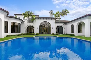 111 Via Palacio, Palm Beach Gardens, FL 33418 - Photo 3