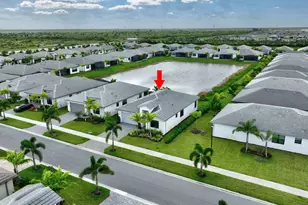 12688 SW Blue Mangrove Pkwy, Port Saint Lucie, FL 34987 - Photo 9