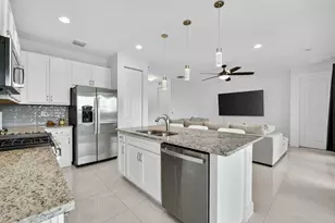 12688 SW Blue Mangrove Pkwy, Port Saint Lucie, FL 34987 - Photo 5