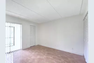 604 Meadows Circle #604, Boynton Beach, FL 33436 - Photo 7