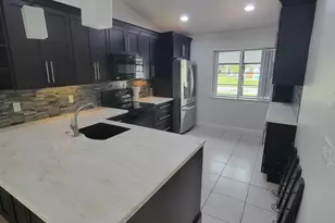 104 Arrowhead Cir, Jupiter, FL 33458 - Photo 9