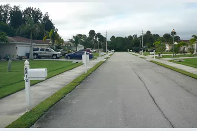 6512 Las Palmas Way, Port Saint Lucie, FL 34952 - Photo 15