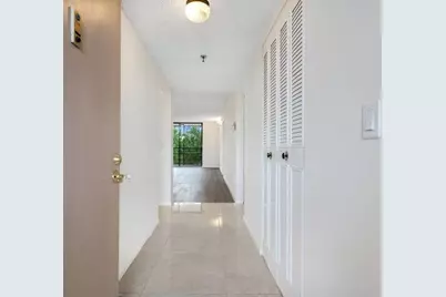 7770 Tahiti Lane #405, Lake Worth, FL 33467 - Photo 11