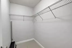 8789 NW 39th St, Sunrise, FL 33351 - Photo 11