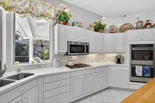 8784 Lakes Blvd, West Palm Beach, FL 33412 - Photo 21