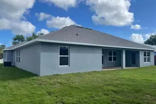 5237 NW Reba Cir, Port Saint Lucie, FL 34986 - Photo 3