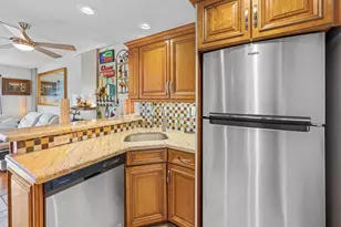 1831 NE 38th St, Oakland Park, FL 33308 - Photo 15