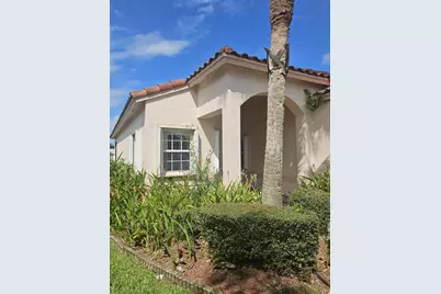 340 NW Breezy Point Loop, Port Saint Lucie, FL 34986 - Photo 3