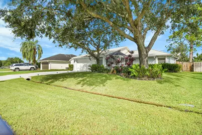 265 SE Todd Avenue, Port Saint Lucie, FL 34983 - Photo 3