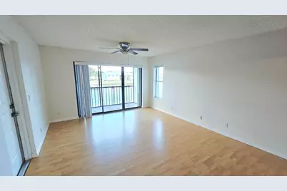1001 Green Pine Boulevard #C2, West Palm Beach, FL 33409 - Photo 3