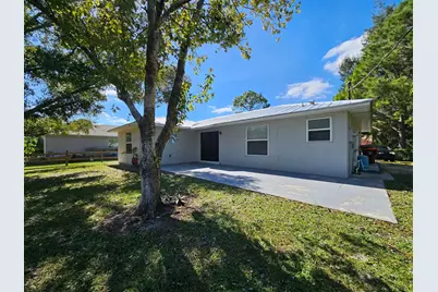 8236 97th Avenue, Vero Beach, FL 32967 - Photo 5