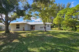 8236 97th Ave, Vero Beach, FL 32967 - Photo 7