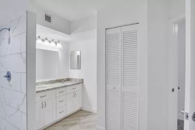 17388 Boca Club Boulevard #201, Boca Raton, FL 33487 - Photo 29