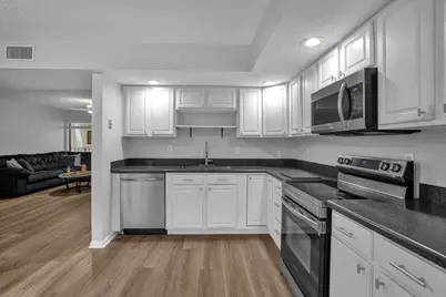 5190 Las Verdes Circle #214, Delray Beach, FL 33484 - Photo 11