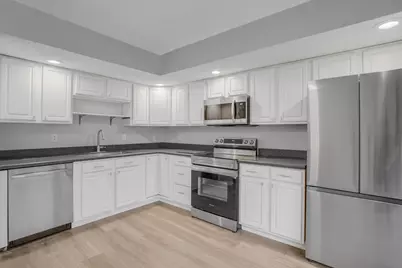 5190 Las Verdes Circle #214, Delray Beach, FL 33484 - Photo 11