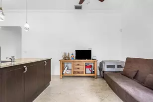 6100 Manchester Ln, Davie, FL 33331 - Photo 17