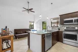 6100 Manchester Ln, Davie, FL 33331 - Photo 11