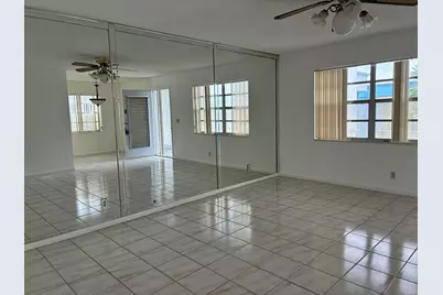 574 Burgundy L #574, Delray Beach, FL 33484 - Photo 9