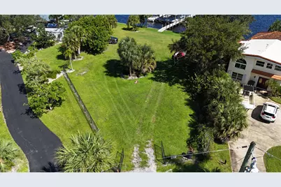 4345 SE Mulford Lane, Stuart, FL 34997 - Photo 3