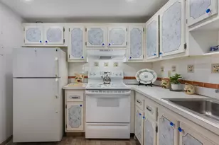 499 Saxony K, Delray Beach, FL 33446 - Photo 3