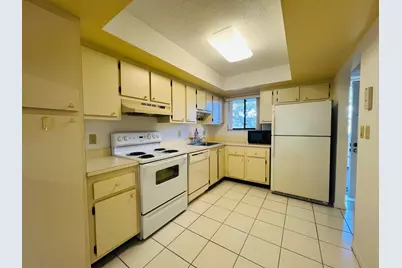 3154 Via Poinciana #214, Lake Worth, FL 33467 - Photo 3
