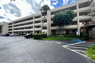 3154 Via Poinciana, Lake Worth, FL 33467 - Photo 21