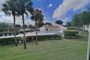 3154 Via Poinciana, Lake Worth, FL 33467 - Photo 11