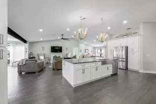 5871 NW Corso Ct, Port Saint Lucie, FL 34986 - Photo 9