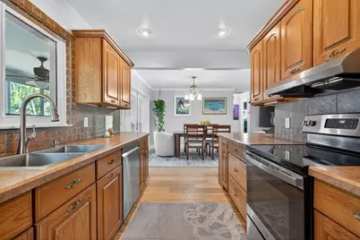 5095 SE Manatee Terrace, Stuart, FL 34997 - Photo 5