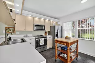 2433 SW Danbury Ln, Palm City, FL 34990 - Photo 19