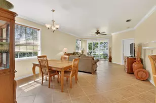 23269 Carolwood Ln, Boca Raton, FL 33428 - Photo 7