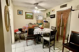 205 NE 3rd St, Boynton Beach, FL 33435 - Photo 3