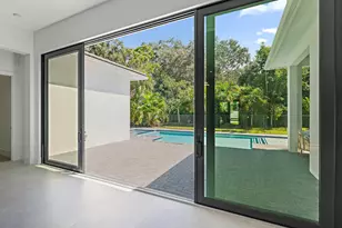 18488 Symphony Ct, Jupiter, FL 33458 - Photo 5