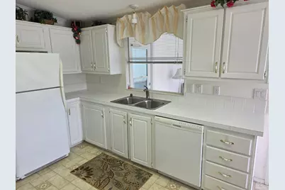 3317 Ironwood Avenue, Port Saint Lucie, FL 34952 - Photo 11