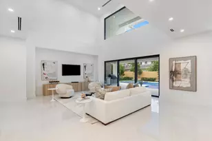 451 NW 7th Ave, Boca Raton, FL 33486 - Photo 9