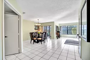 3373 Jog Park Dr, Greenacres, FL 33467 - Photo 9