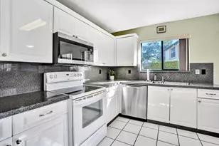 3373 Jog Park Dr, Greenacres, FL 33467 - Photo 25