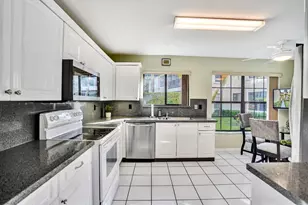 3373 Jog Park Dr, Greenacres, FL 33467 - Photo 19
