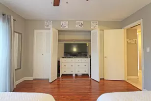 2721 N Garden Dr, Lake Worth, FL 33461 - Photo 13