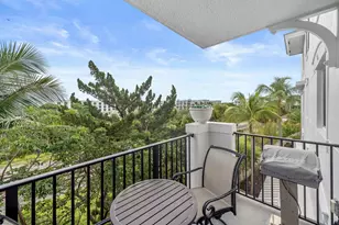 255 NE 3rd Ave, Delray Beach, FL 33444 - Photo 17