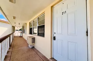 211 Easthampton I, West Palm Beach, FL 33417 - Photo 9