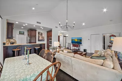 19199 Sabal Lake Drive, Boca Raton, FL 33434 - Photo 5