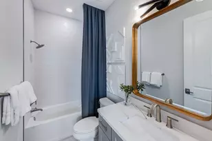 5005 Naugle Way, Davie, FL 33328 - Photo 25