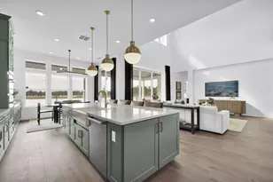 5005 Naugle Way, Davie, FL 33328 - Photo 9