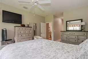 7007 SE Twin Oaks Cir, Stuart, FL 34997 - Photo 23