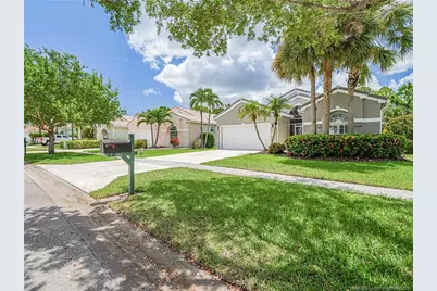 7007 SE Twin Oaks Circle, Stuart, FL 34997 - Photo 5