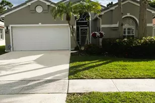 7007 SE Twin Oaks Cir, Stuart, FL 34997 - Photo 3