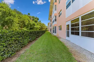 2950 SE Ocean Blvd, Stuart, FL 34996 - Photo 29