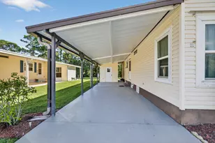 2629 Caper Ct, Port Saint Lucie, FL 34952 - Photo 3